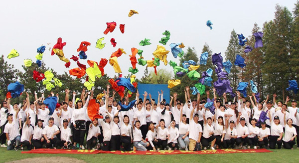 雙色注塑機(jī)二級維護(hù)保養(yǎng)